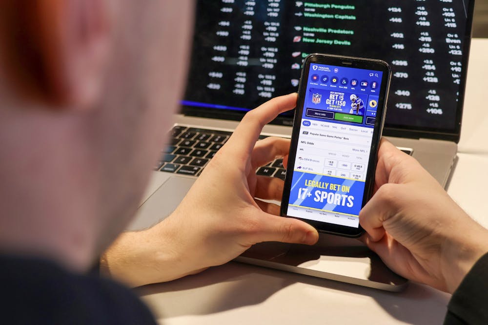 Play and Earn Loyalty Points Instantly 6 Play and Earn Loyalty Points Instantly 6